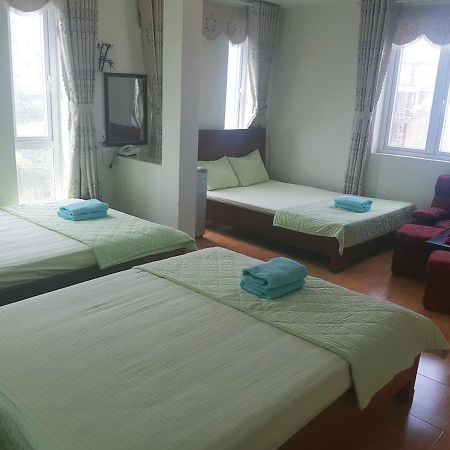 Khach San Thuy Young Hotell Vung Tau Exteriör bild