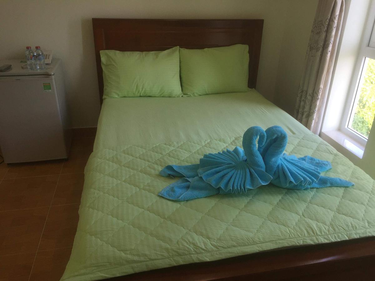 Khach San Thuy Young Hotell Vung Tau Exteriör bild