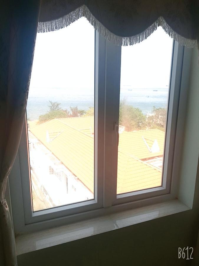 Khach San Thuy Young Hotell Vung Tau Exteriör bild